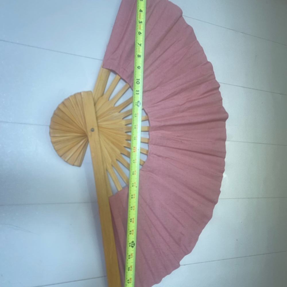 Pink Handheld Fan - Picture 2 of 2
